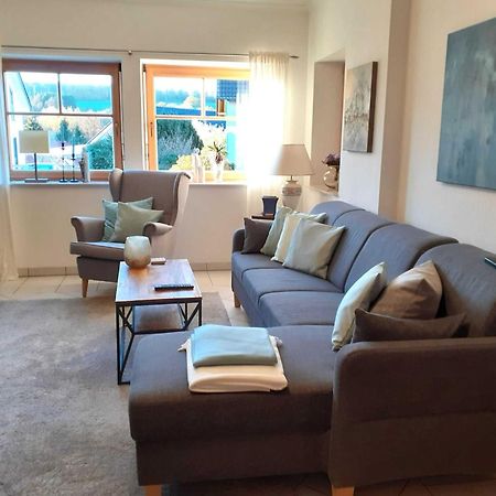 Holiday Flat With Idyllic Garden In Daun Luaran gambar