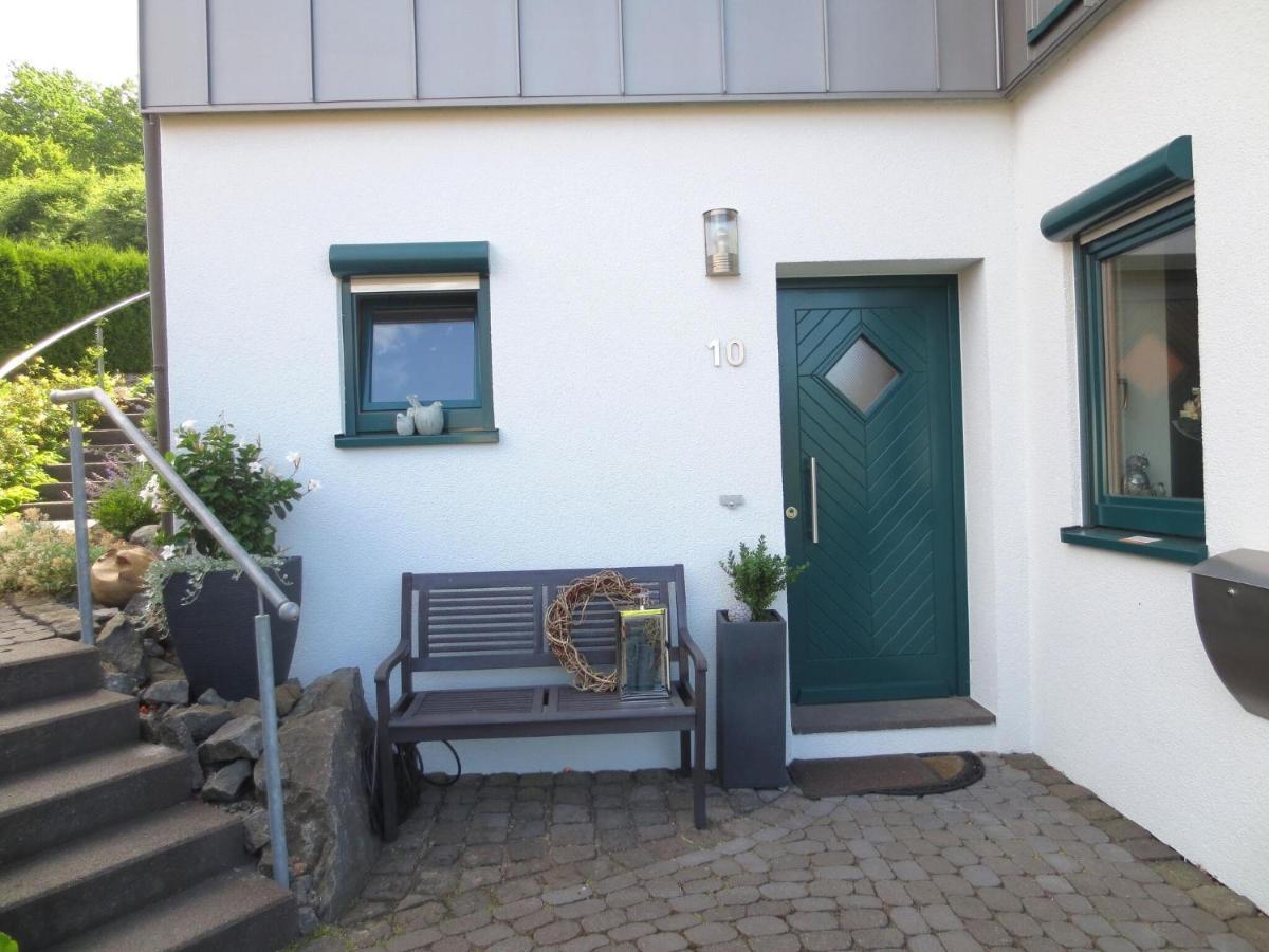 Holiday Flat With Idyllic Garden In Daun Luaran gambar